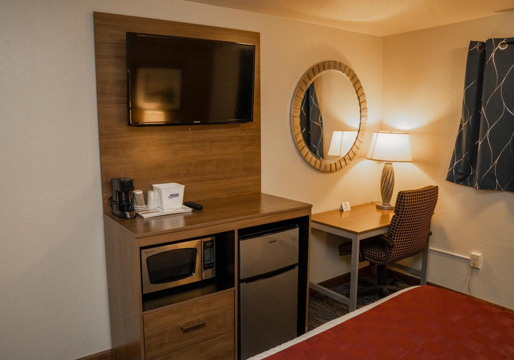 Americas Best Value Inn Lynnwood Buitenkant foto