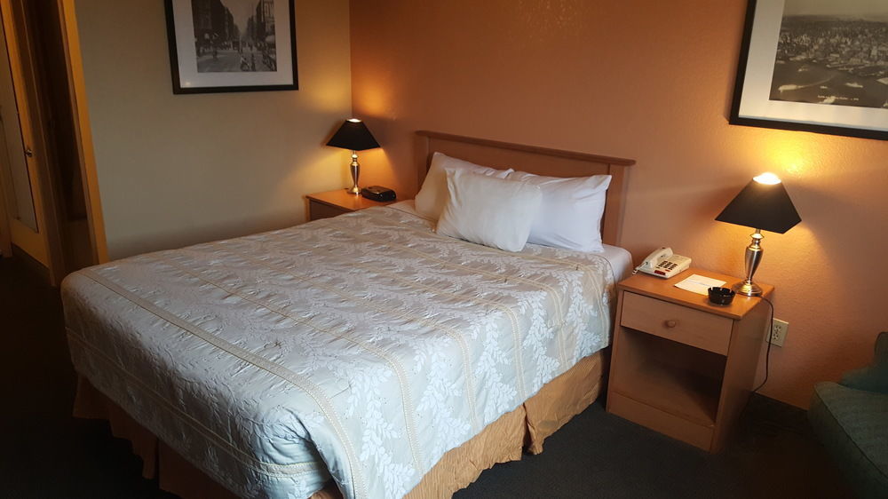 Americas Best Value Inn Lynnwood Buitenkant foto