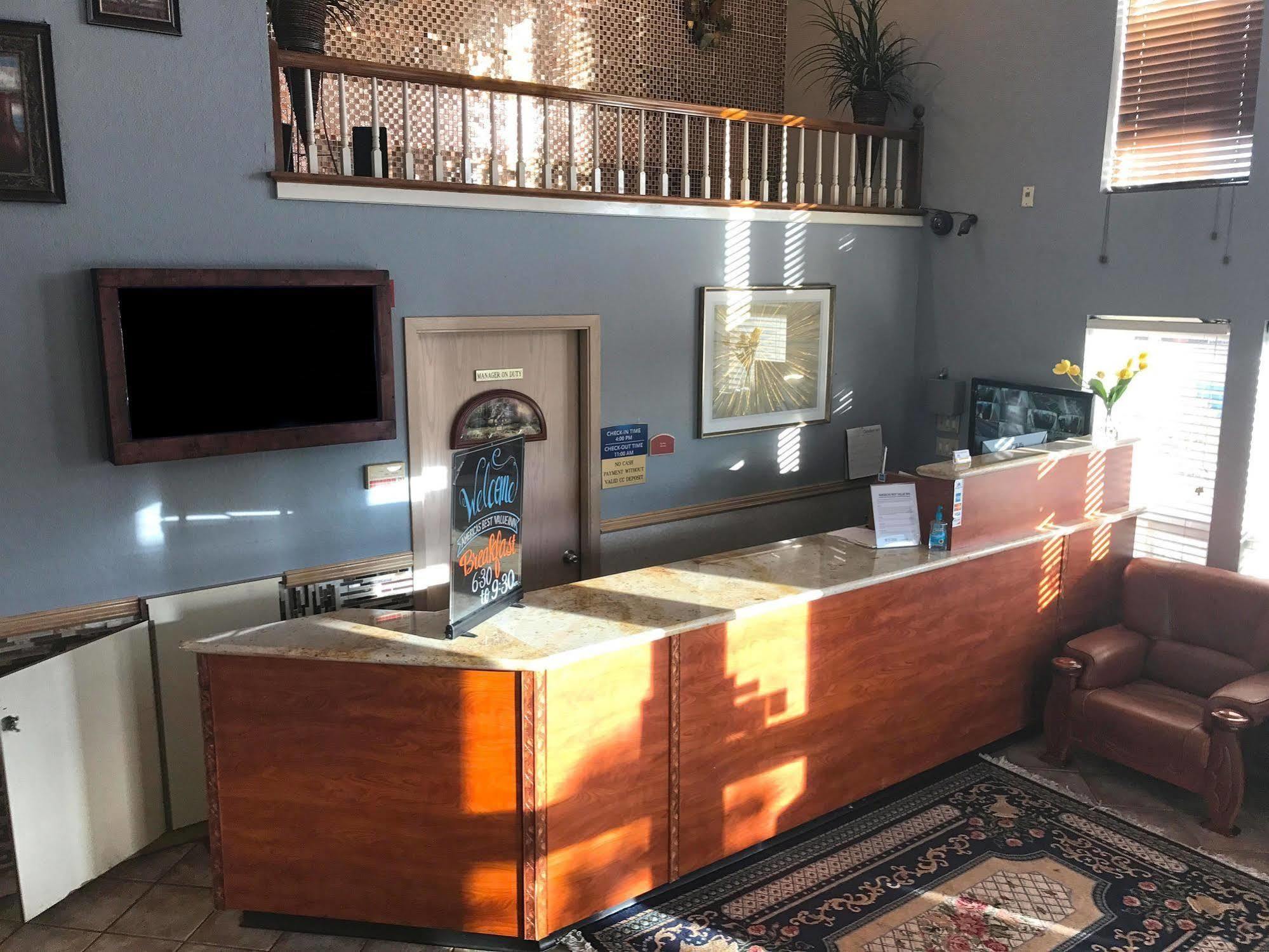 Americas Best Value Inn Lynnwood Buitenkant foto