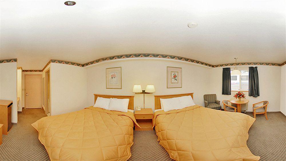 Americas Best Value Inn Lynnwood Buitenkant foto